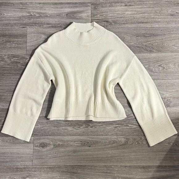 Melrose and Market Mock Neck Wide Sleeve Crop Pullover - Picture 1 of 3